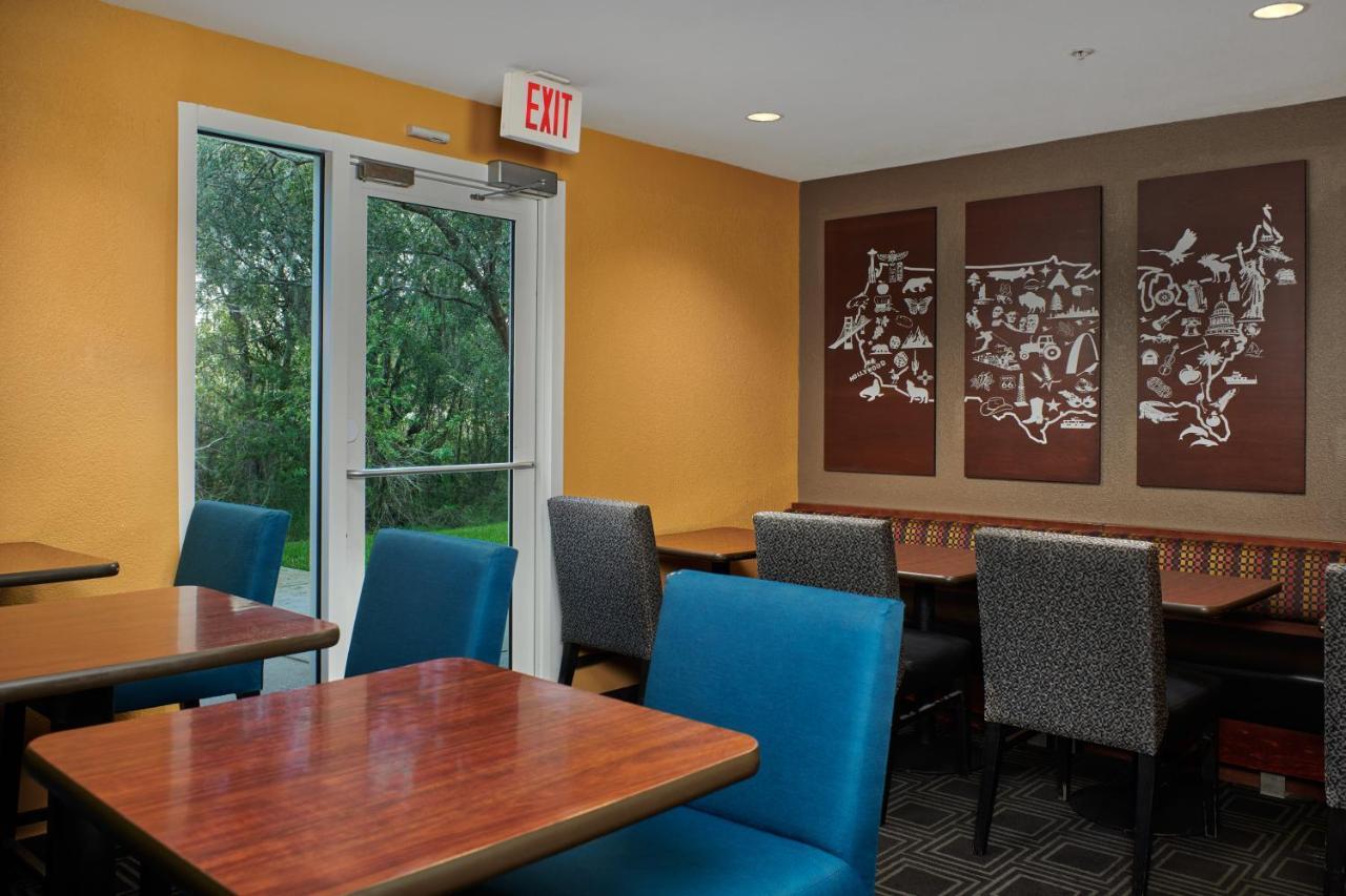 Mainstay Suites Tampa Moffitt-Usf Temple Terrace Exterior foto