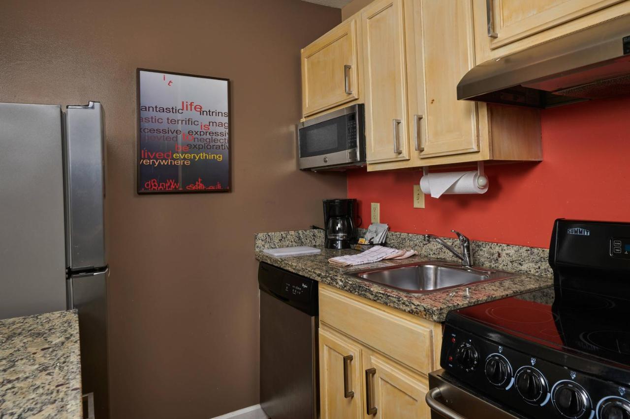 Mainstay Suites Tampa Moffitt-Usf Temple Terrace Exterior foto