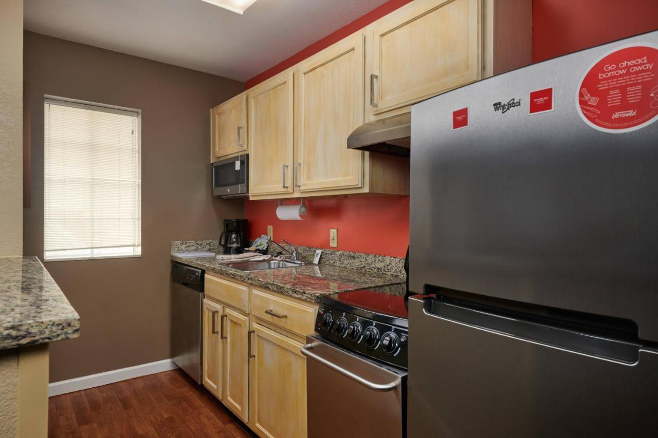 Mainstay Suites Tampa Moffitt-Usf Temple Terrace Exterior foto