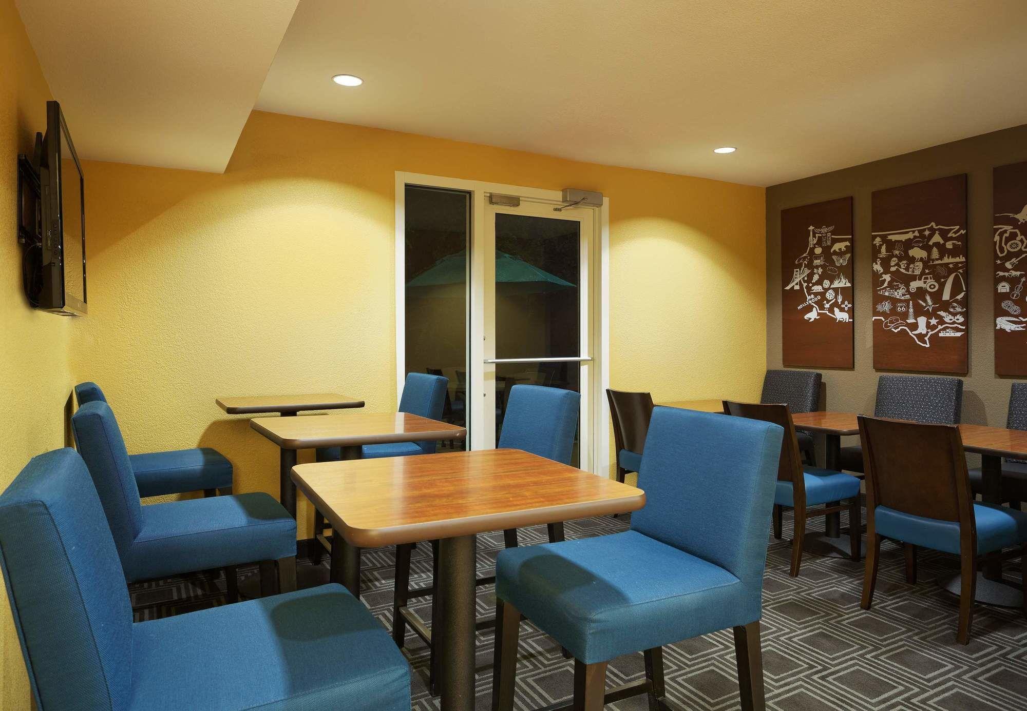 Mainstay Suites Tampa Moffitt-Usf Temple Terrace Exterior foto