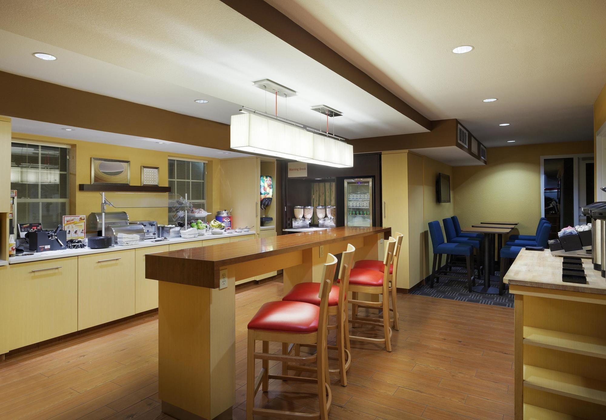 Mainstay Suites Tampa Moffitt-Usf Temple Terrace Exterior foto
