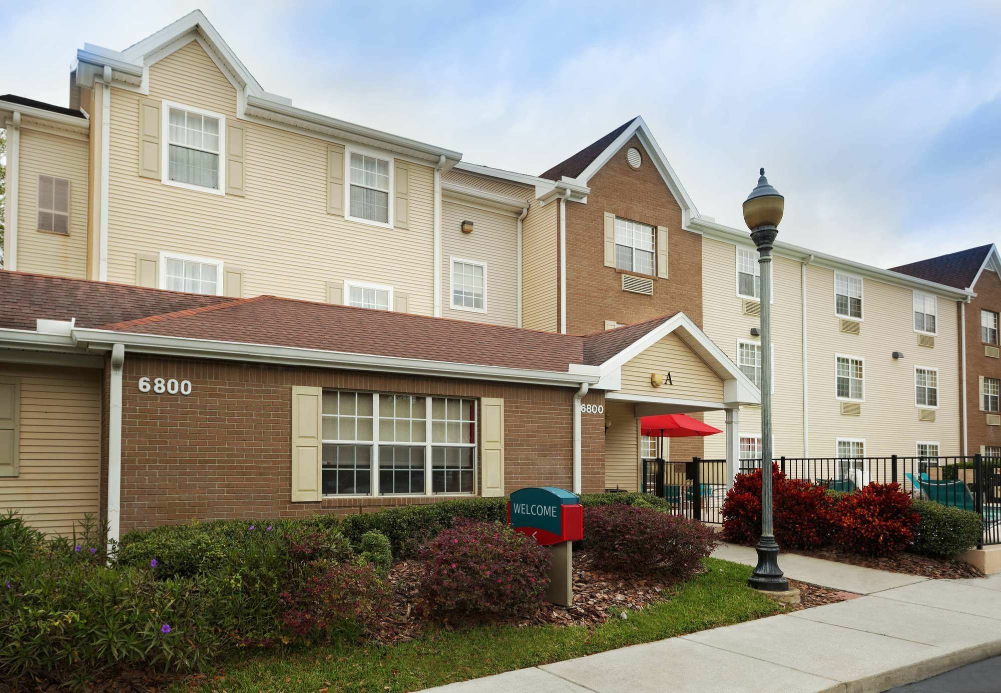 Mainstay Suites Tampa Moffitt-Usf Temple Terrace Exterior foto